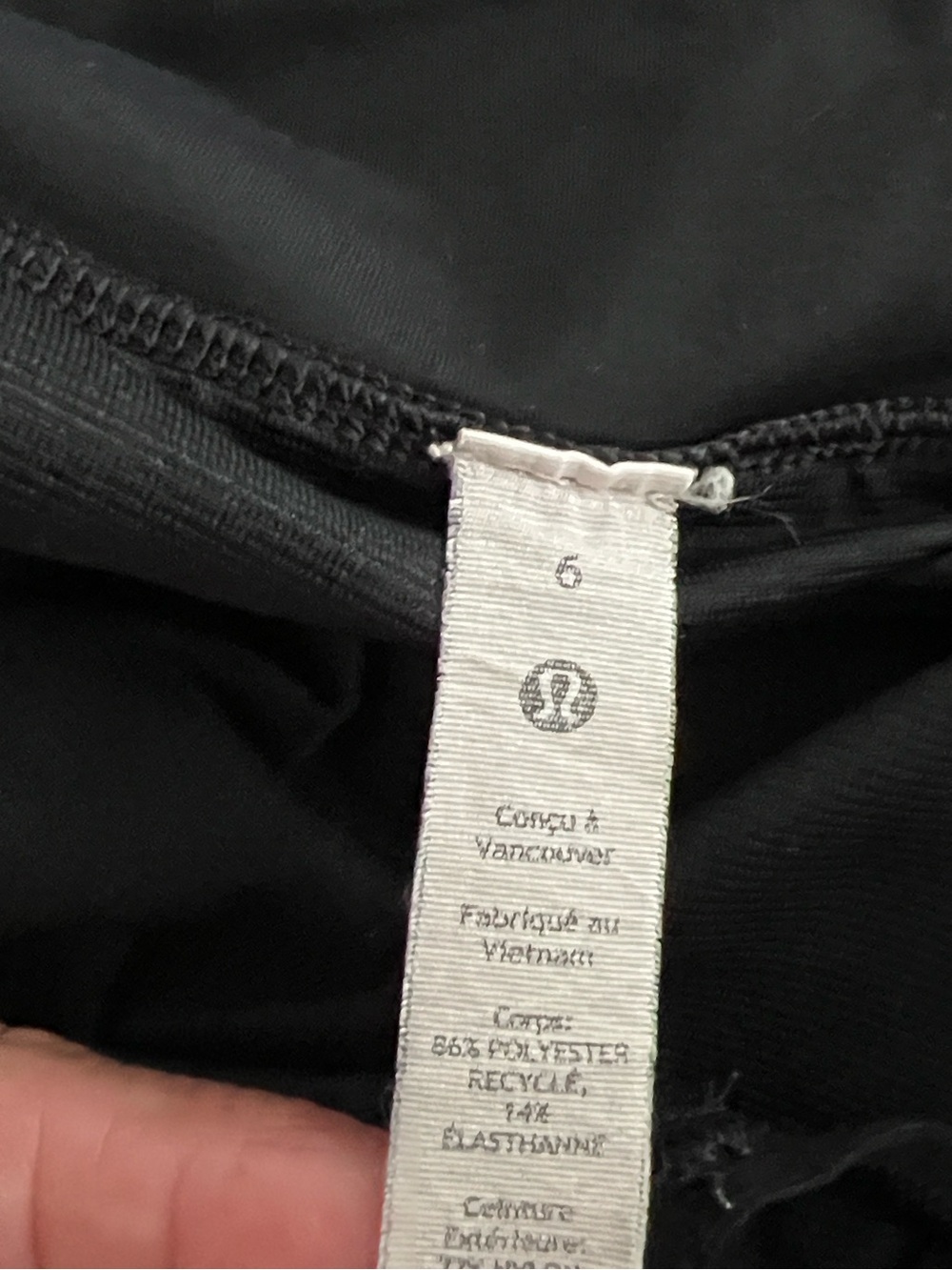 Lululemon Black Running Shorts Size 6 - Picture 4 of 5